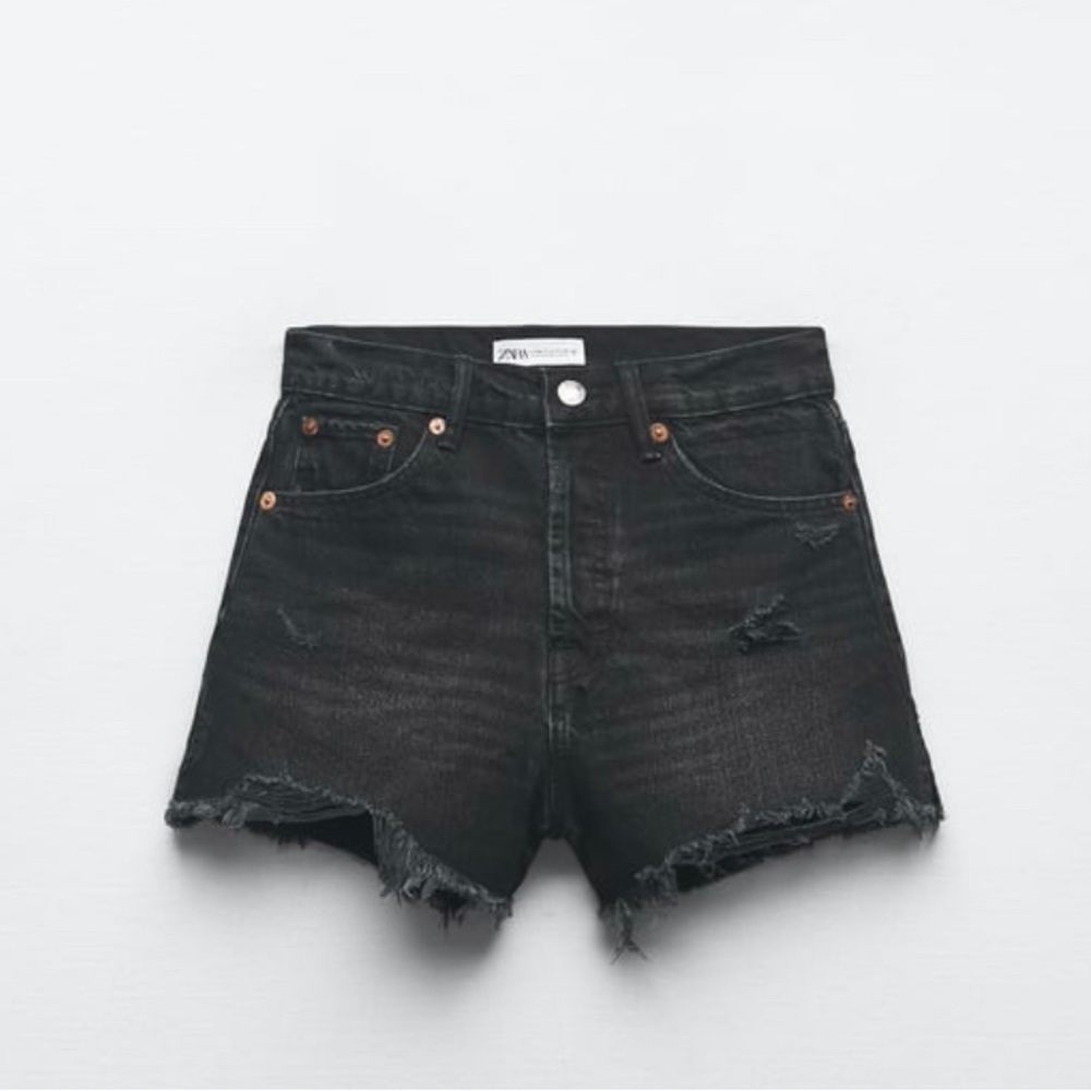 ZARA BLACK HIGH RISE DENIM SHORTS
